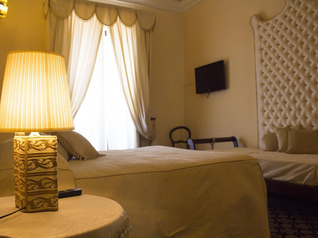 Principe Di Francalanza Bed & Breakfast Catania Bagian luar foto