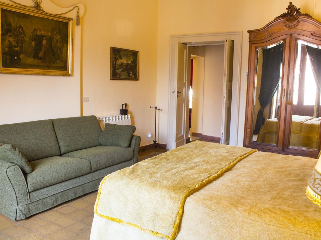 Principe Di Francalanza Bed & Breakfast Catania Bagian luar foto